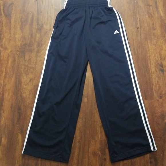 Adidas essential track pants - Picture 3 of 3